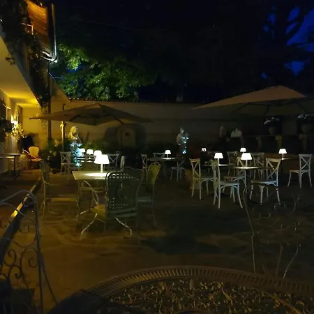 ANTICA VILLA - Guest House&Hammam - Servizi come un Hotel a Cuneo-2